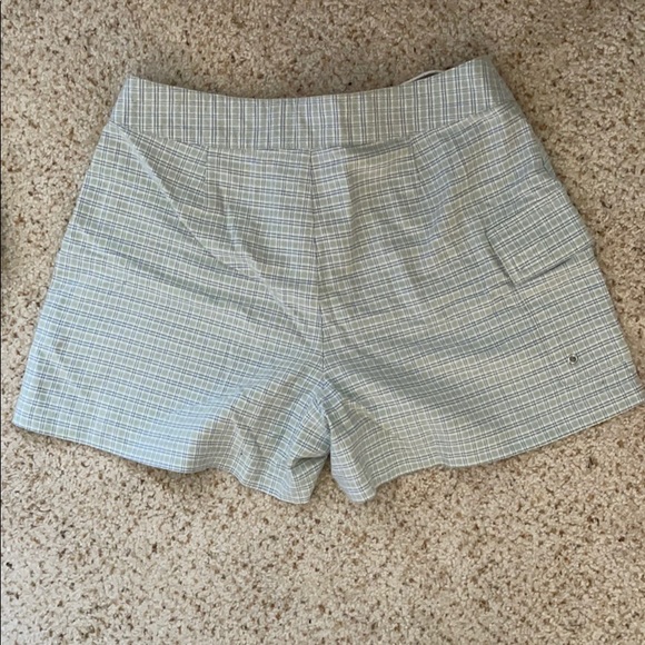 Vintage High-Waisted Aeropostale Shorts - Picture 2 of 6